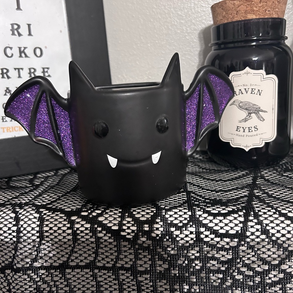 🦇 Bath & Body Works Ceramic Halloween Bat Soap Holder